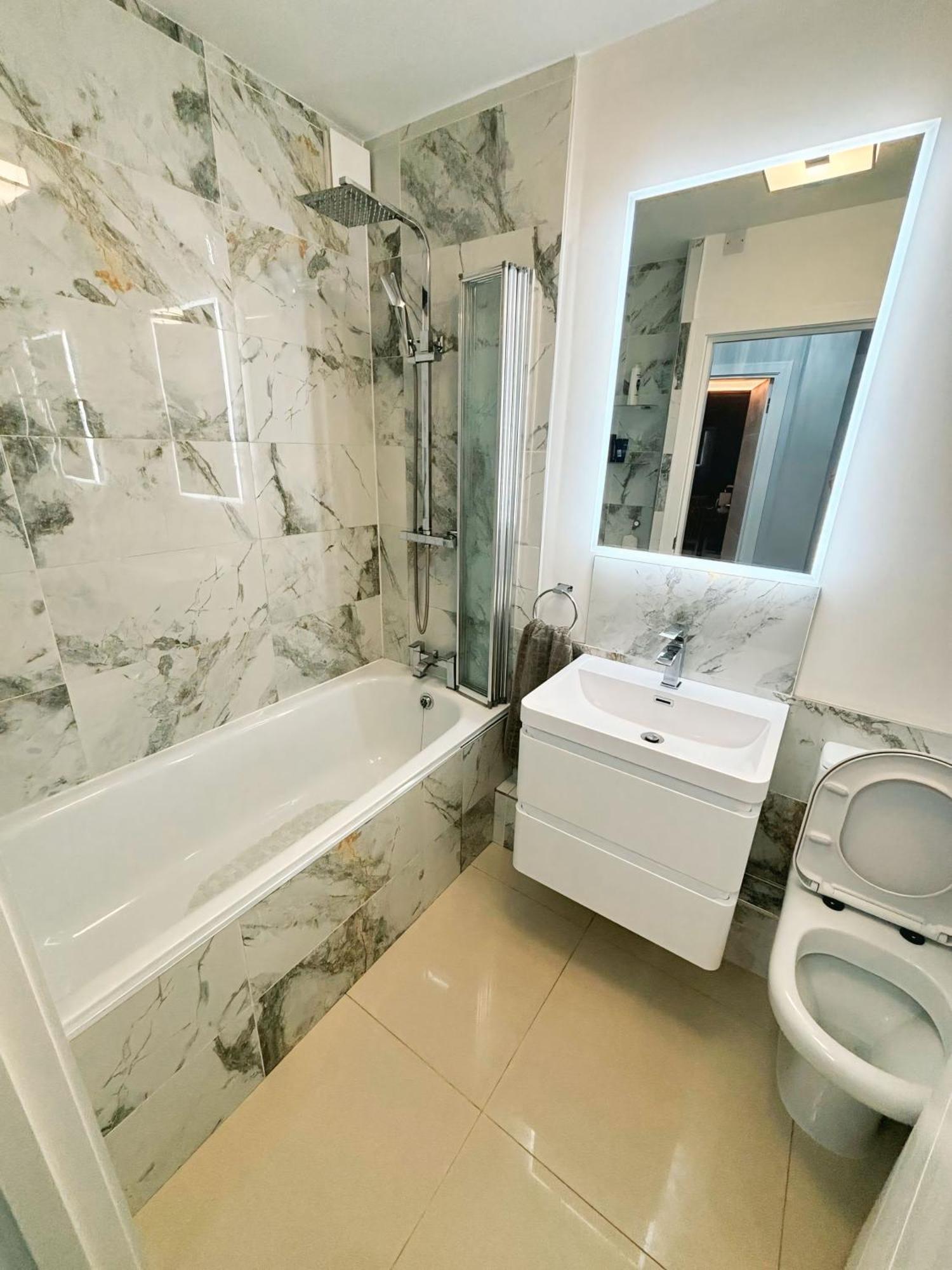 Double Bedroom In Clapham London Exterior foto